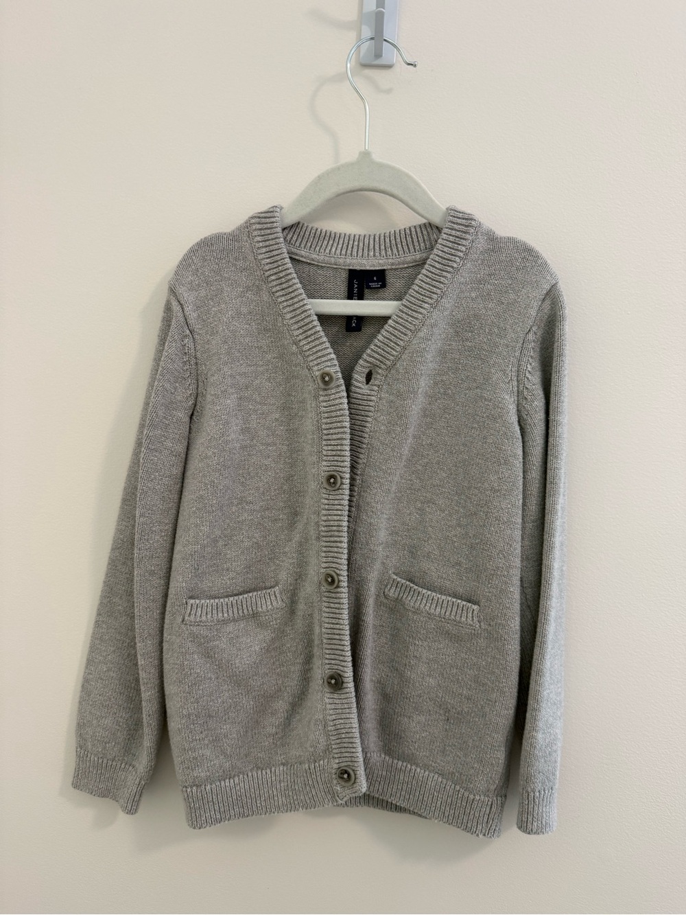 Janie and Jack Boys Classic Light Gray Button Cardigan size 6